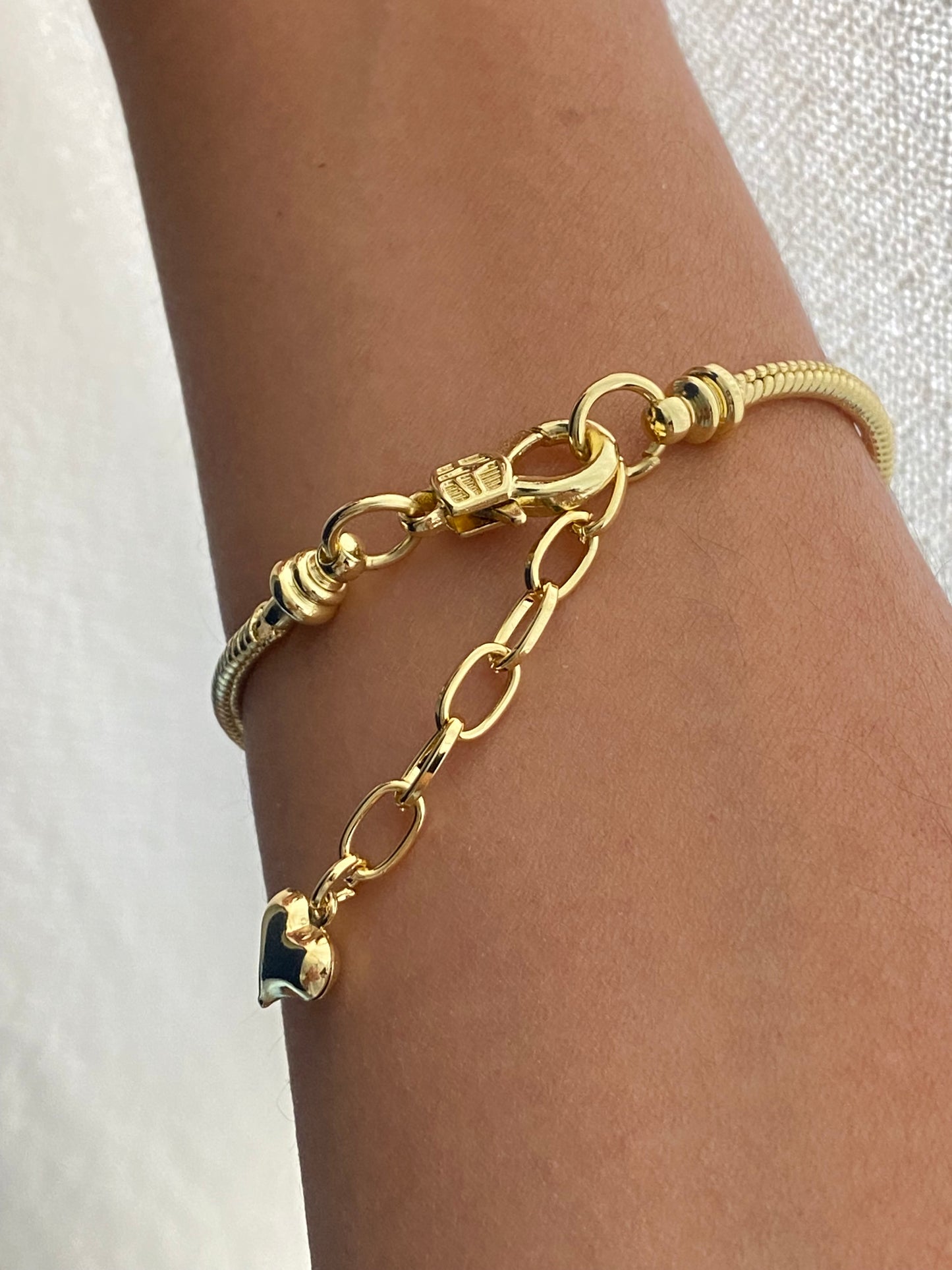 Pulsera charm gold