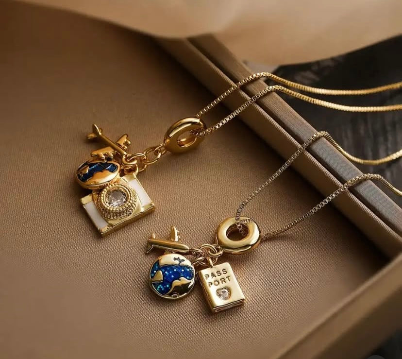 Collar travel