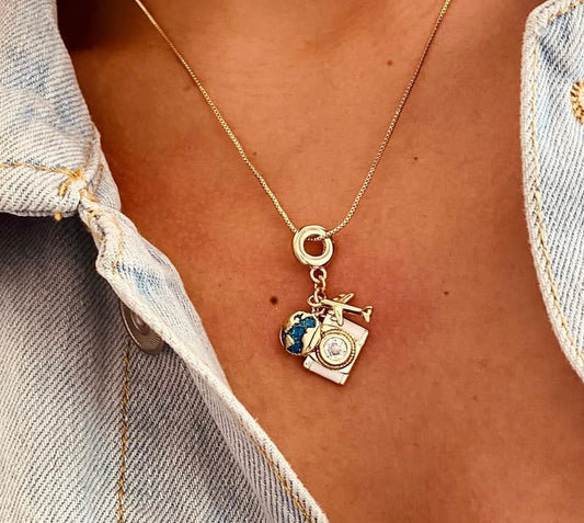 Collar travel