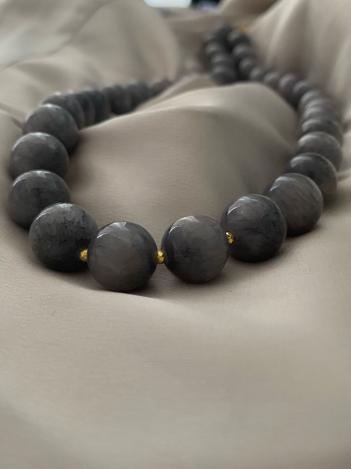 ONIX GRIS CON HEMATITA